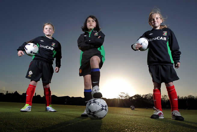 Budding young footballers Emily Wilson, Zoe Kilpatrick and Joely Andrews officially launch Glentoran Belfast United’s first ever Junior Academy for Girls. 